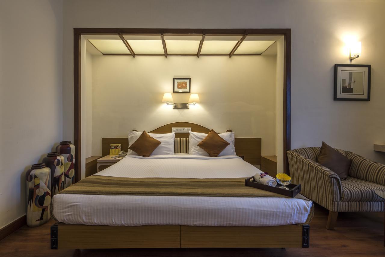 Hotel Park Central Koregaon Park Pune Zewnętrze zdjęcie