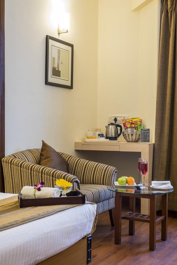 Hotel Park Central Koregaon Park Pune Zewnętrze zdjęcie