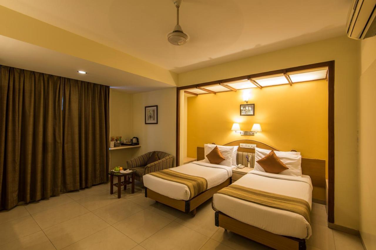 Hotel Park Central Koregaon Park Pune Zewnętrze zdjęcie